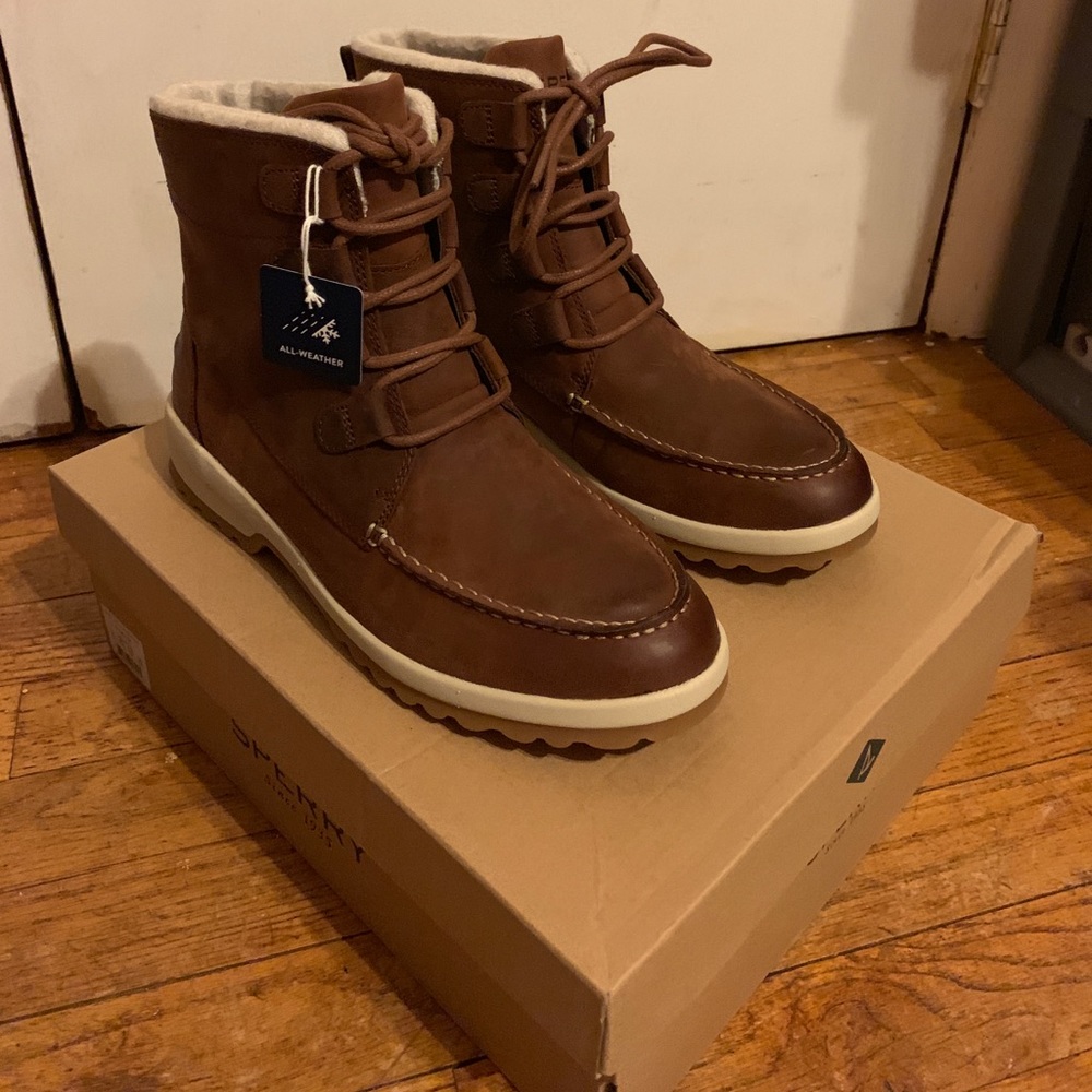 Sperry boat shoes ankle boots